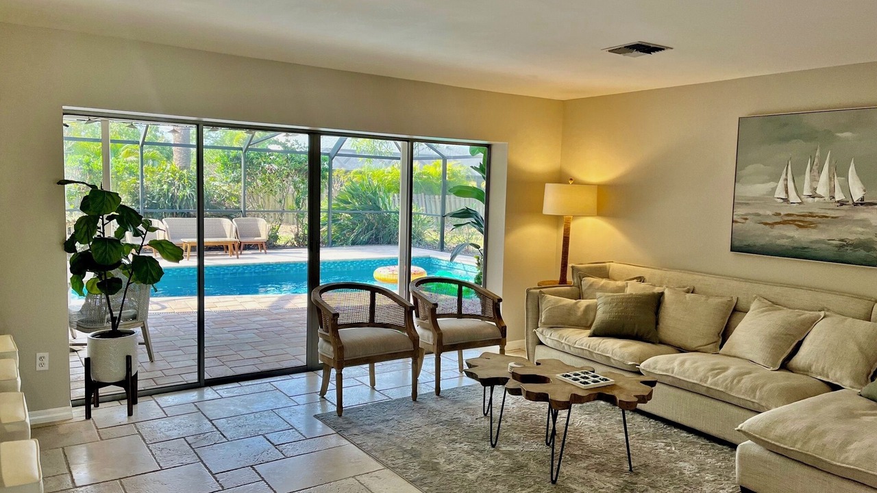Photo of Livingroom in South Gate Ridge