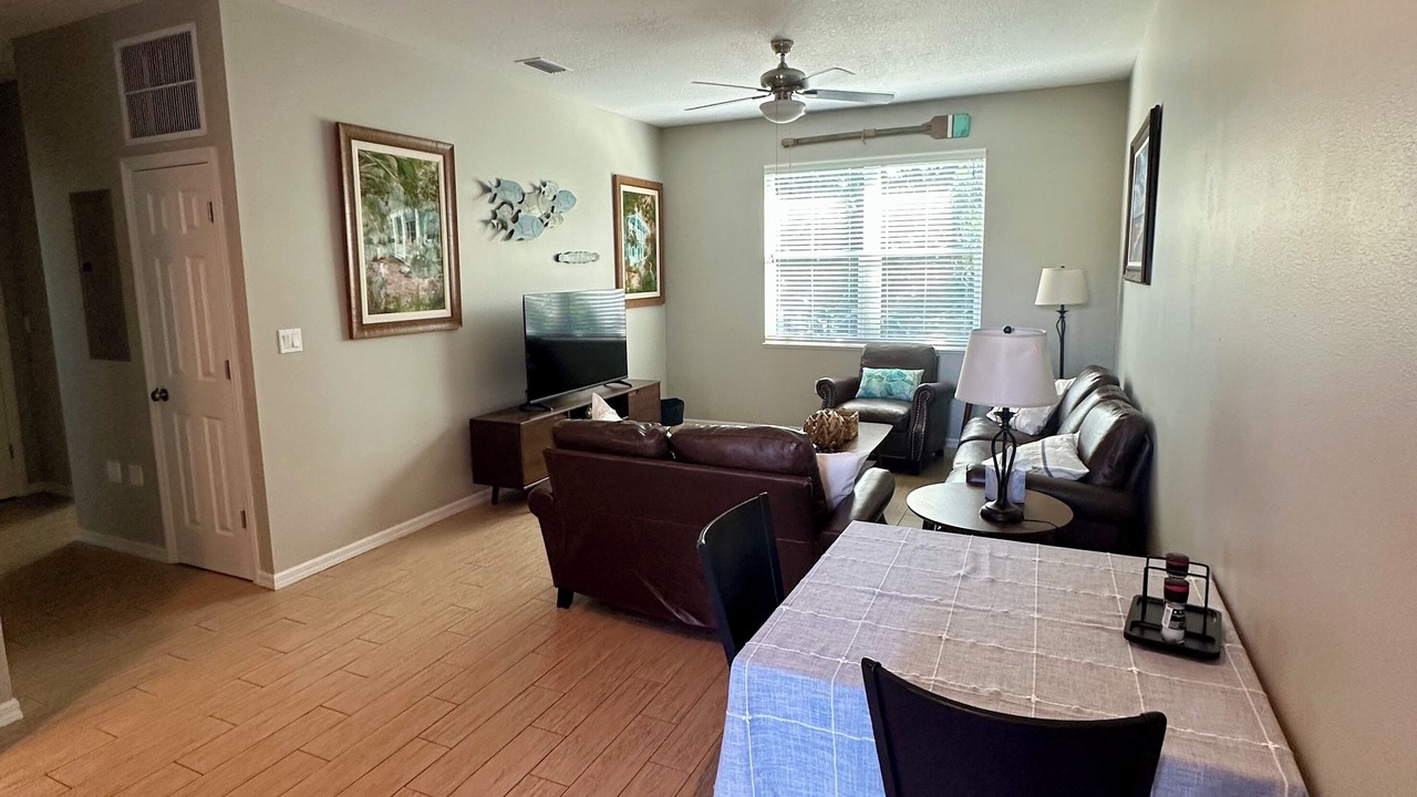 Photo of Livingroom in Arlington Park