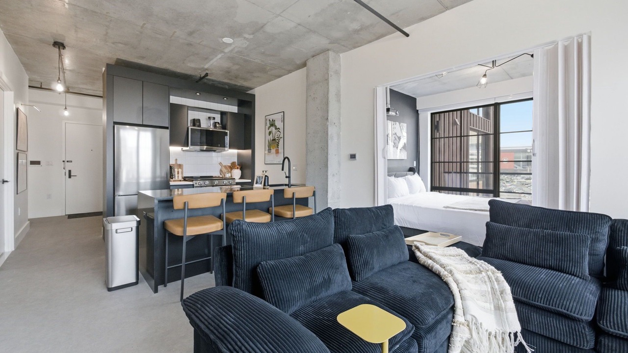 Photo of Livingroom in North Ironbound
