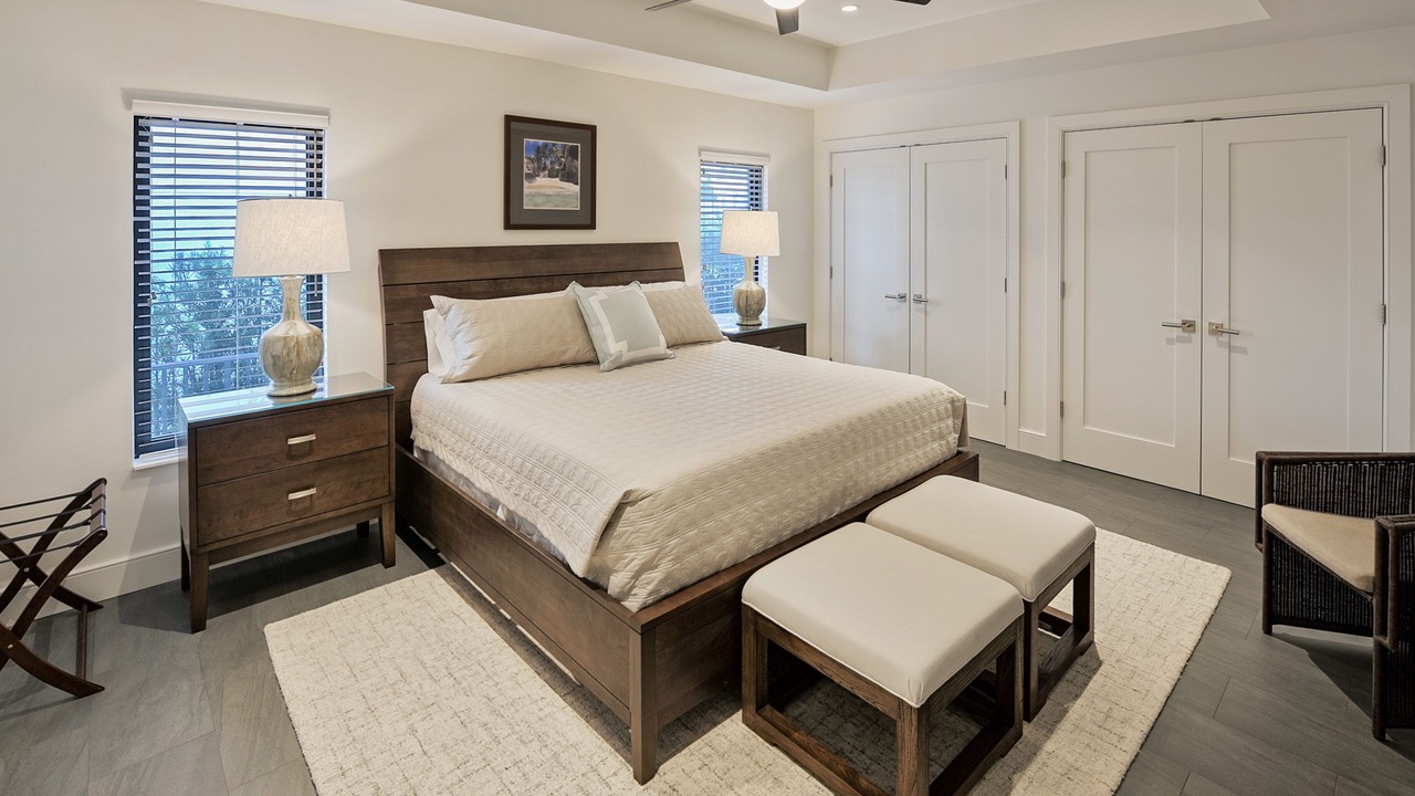 Photo of Bedroom in Vanderbilt Beach