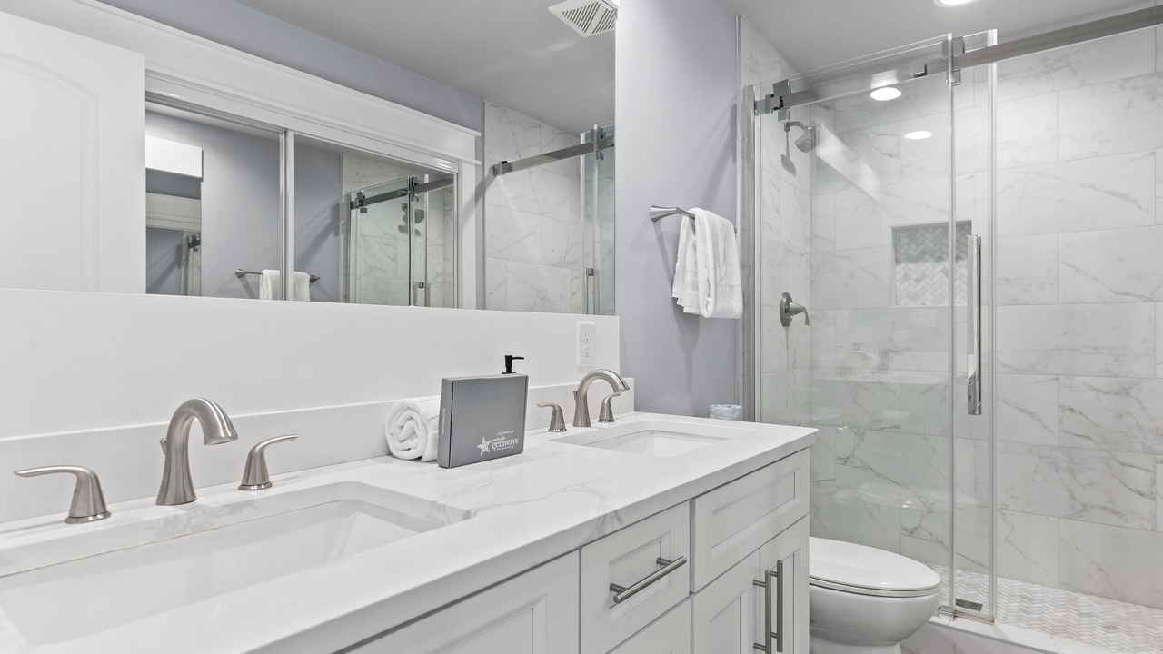 Photo of Bathroom in Treetop