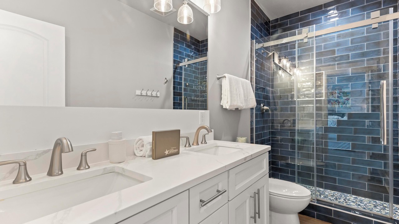 Photo of Bathroom in Treetop