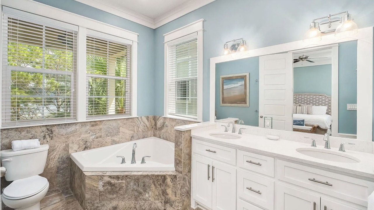 Photo of Bathroom in Rosemary Beach