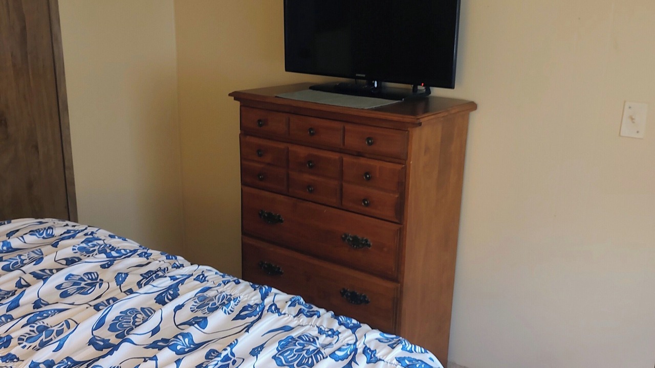 Photo of Bedroom in Betmar Acres