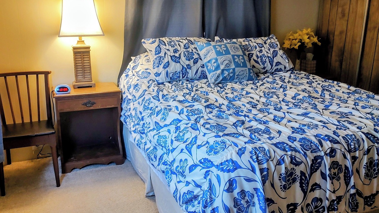Photo of Bedroom in Betmar Acres