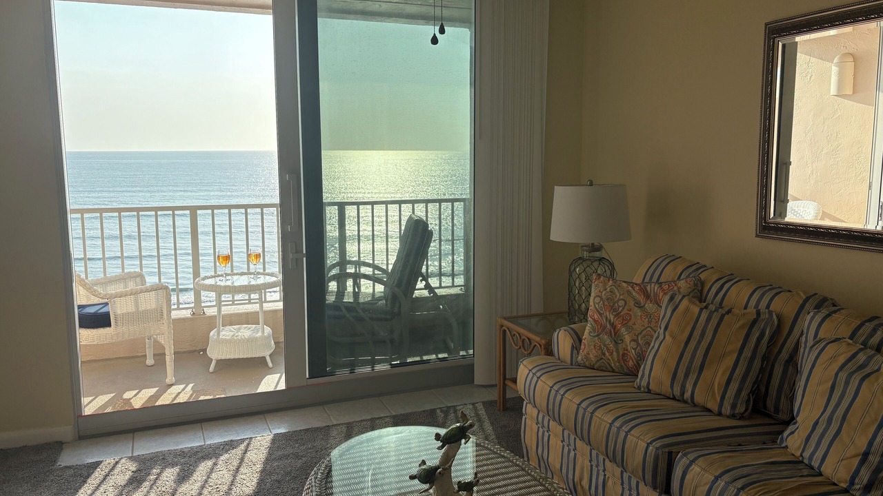 Photo of Livingroom in Ponce Inlet