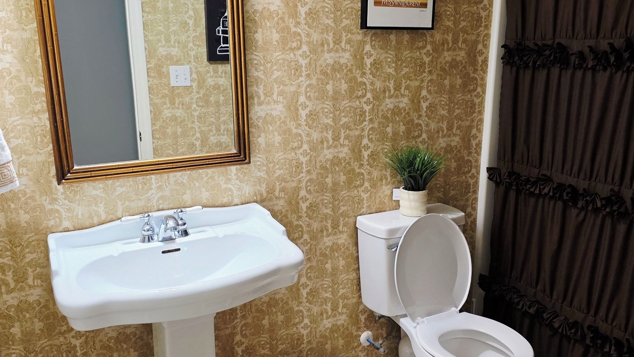 Photo of Bathroom in Albany