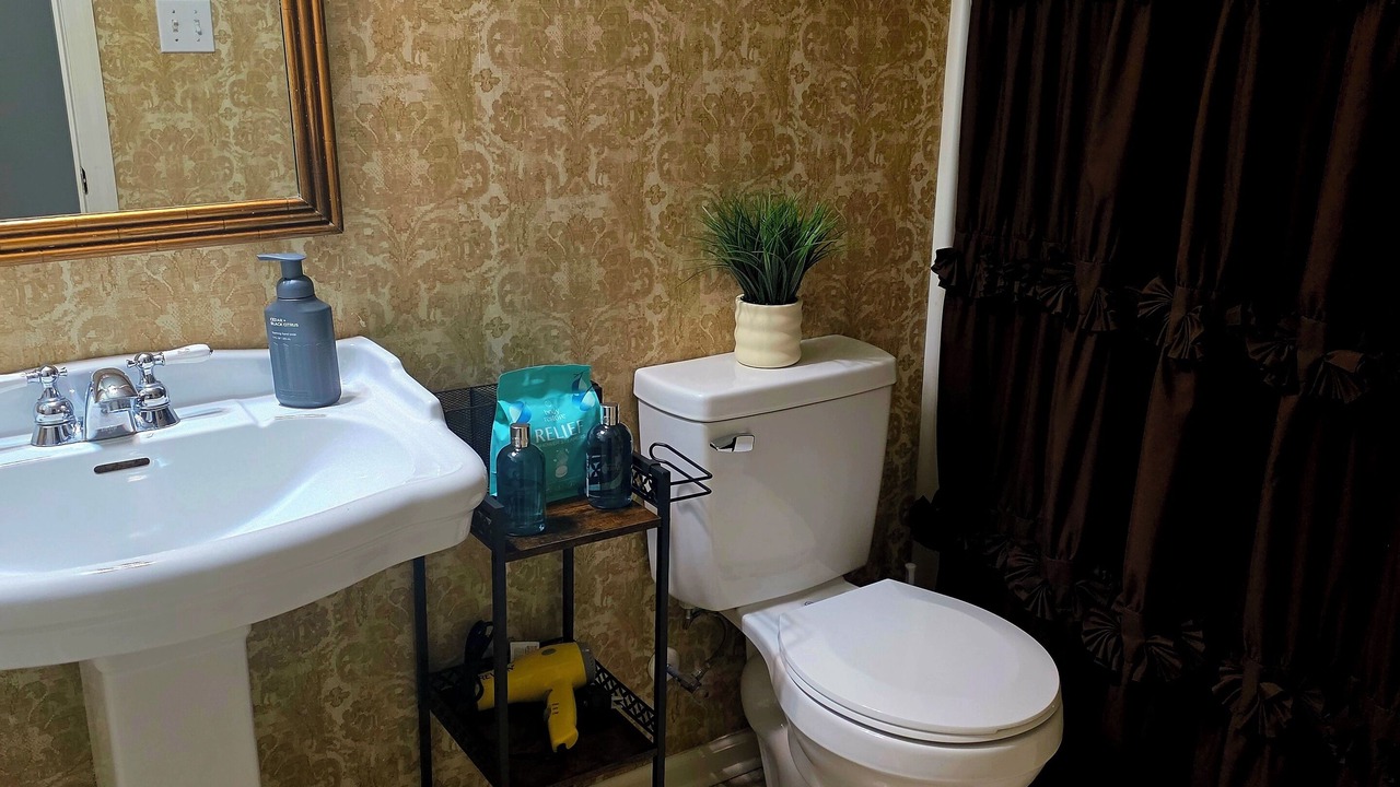 Photo of Bathroom in Albany