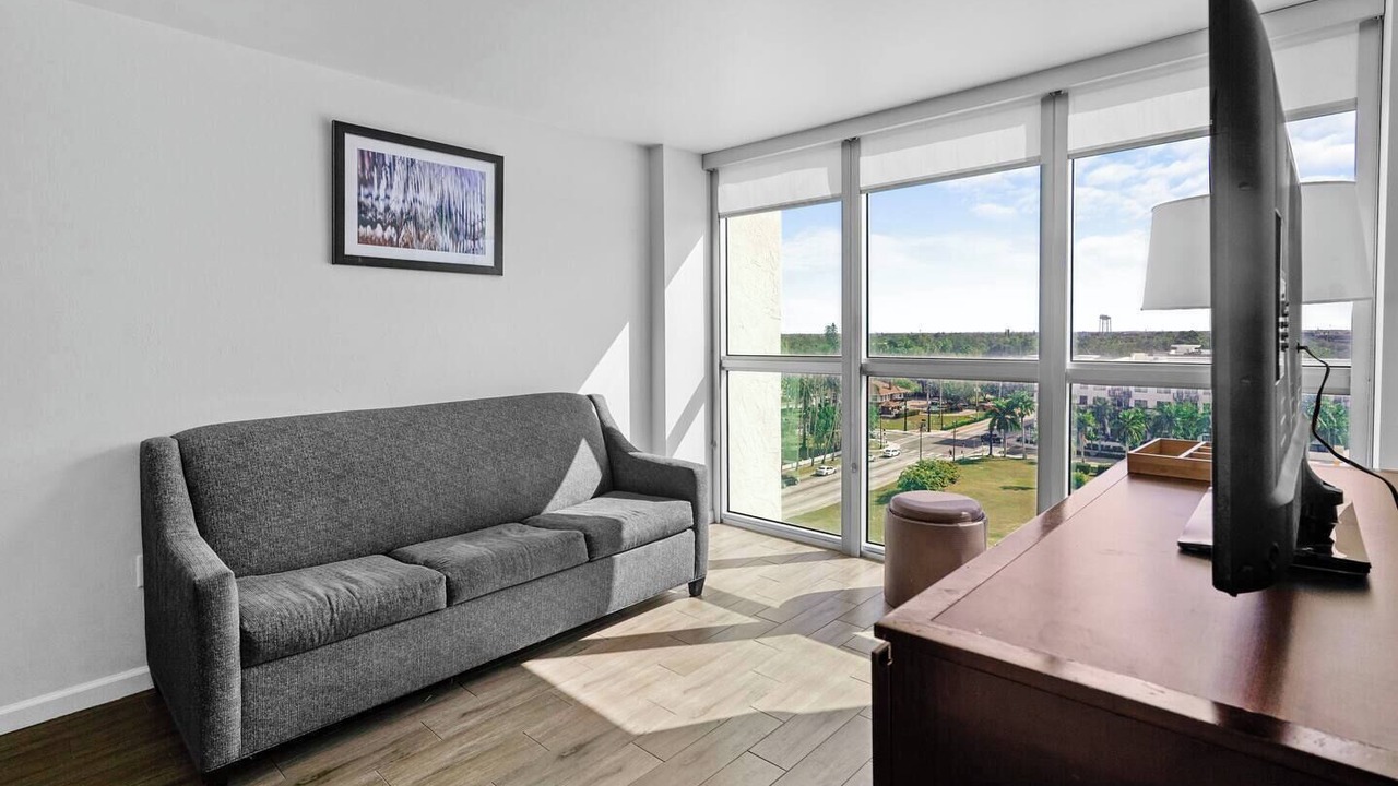 Photo of Livingroom in Fort Myers River District