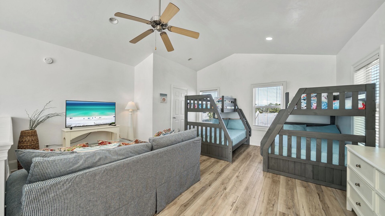 Photo of Bedroom in Gulf Lagoon Beach