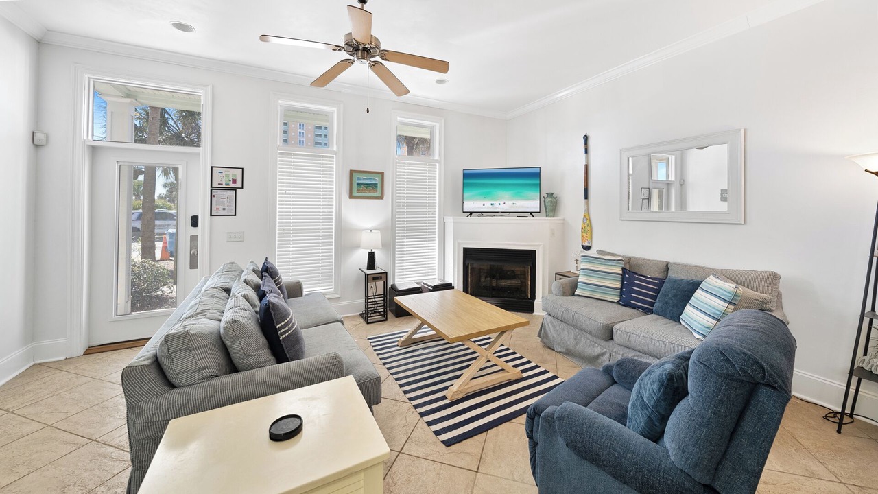 Photo of Livingroom in Gulf Lagoon Beach