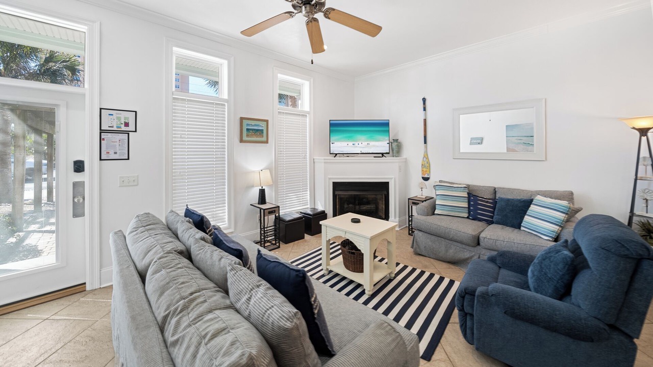 Photo of Livingroom in Gulf Lagoon Beach