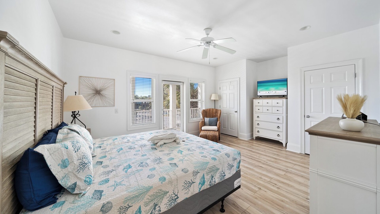 Photo of Bedroom in Gulf Lagoon Beach