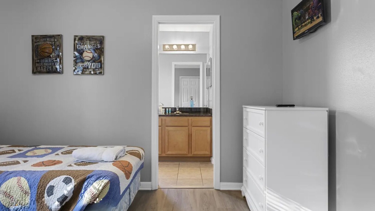 Photo of Bedroom in Davenport