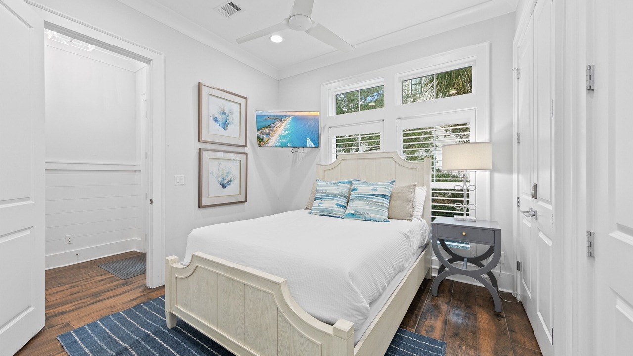 Photo of Bedroom in Seagrove Beach