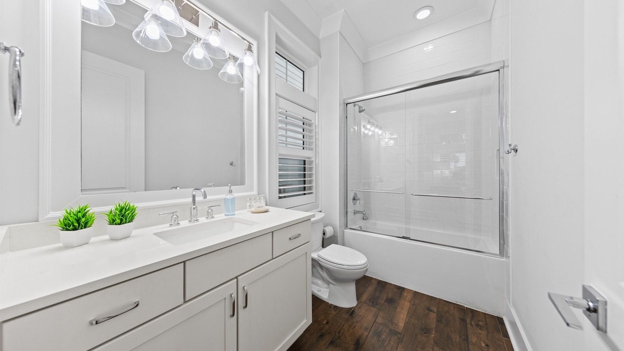 Photo of Bathroom in Seagrove Beach