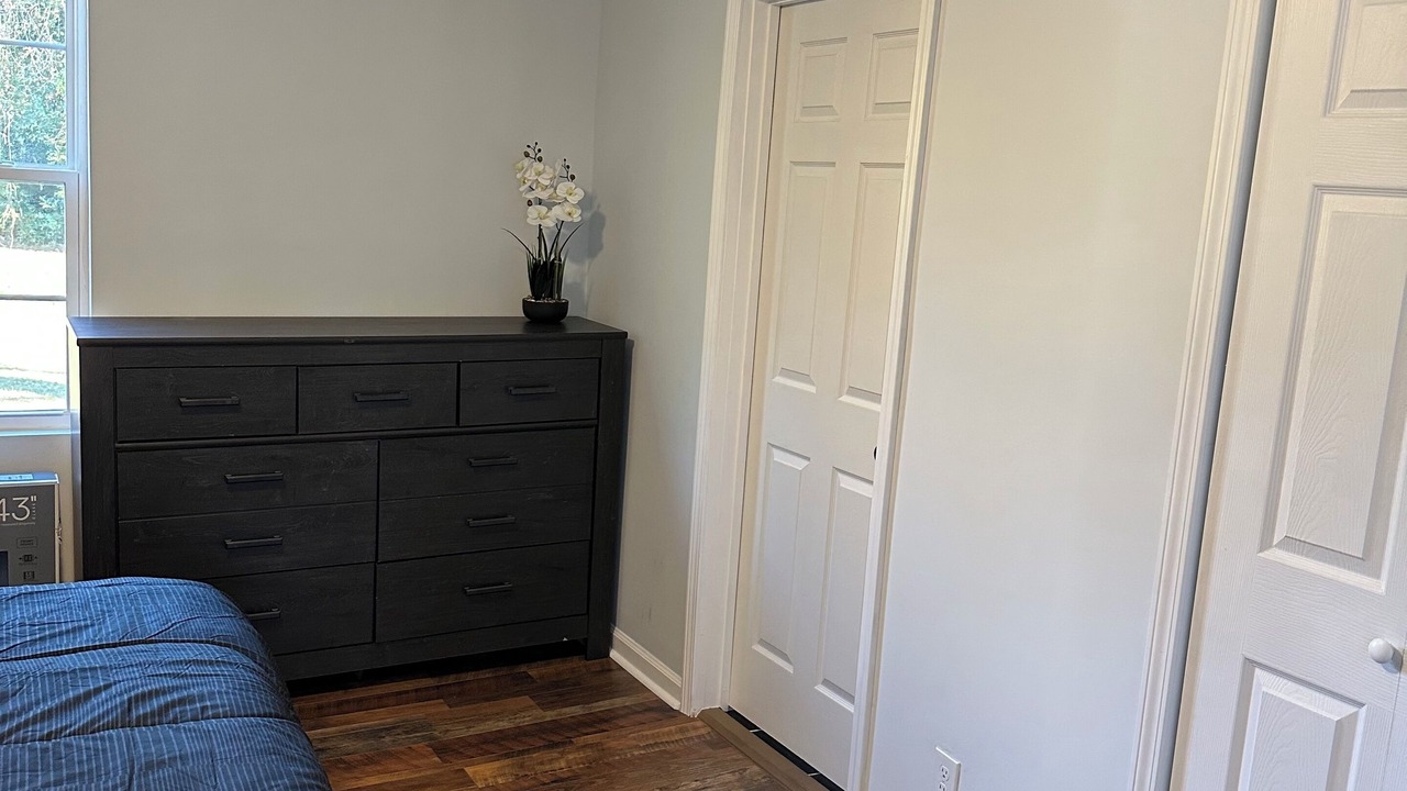 Photo of Bedroom in Waycross