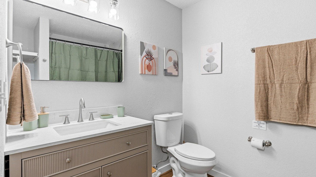 Photo of Bathroom in Mary Esther