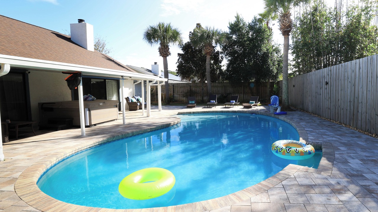 Photo of Outdoor in Thomas Drive