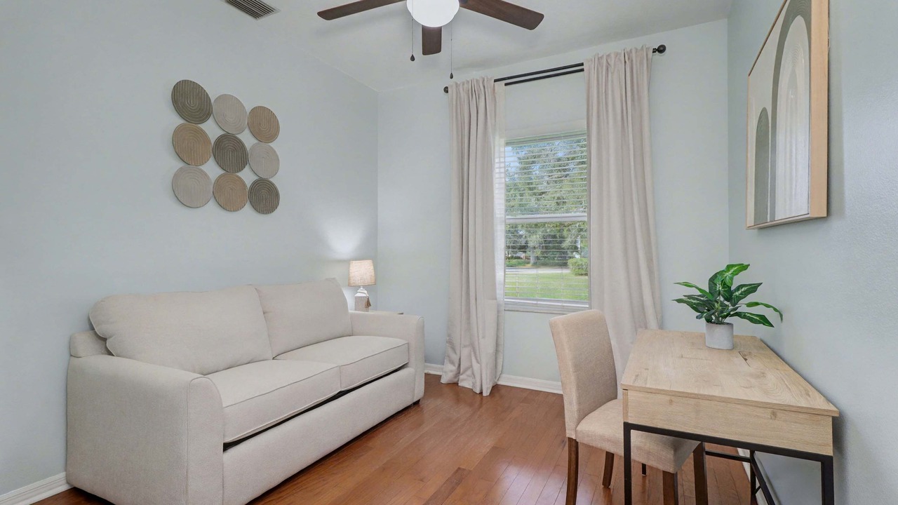 Photo of Livingroom in Palm Harbor
