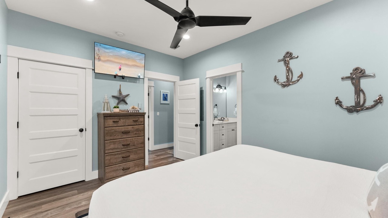 Photo of Bedroom in Indian Pass