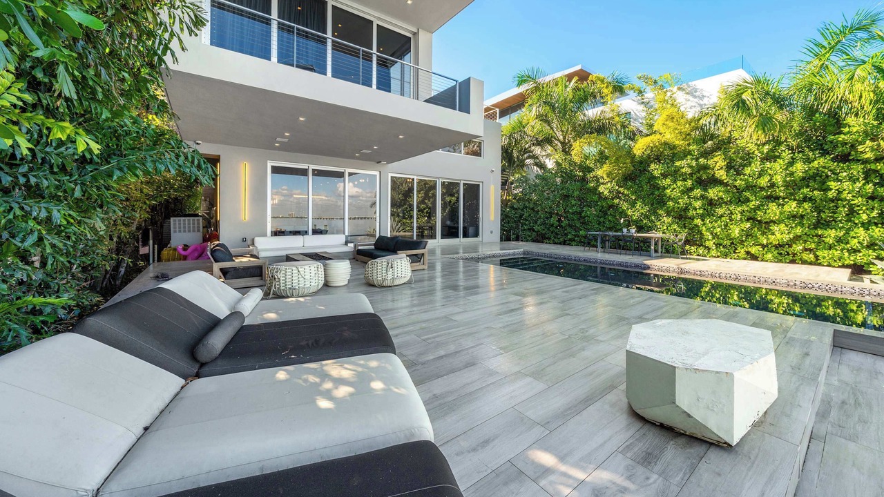 Photo of Patio Balcony in Venetian Islands