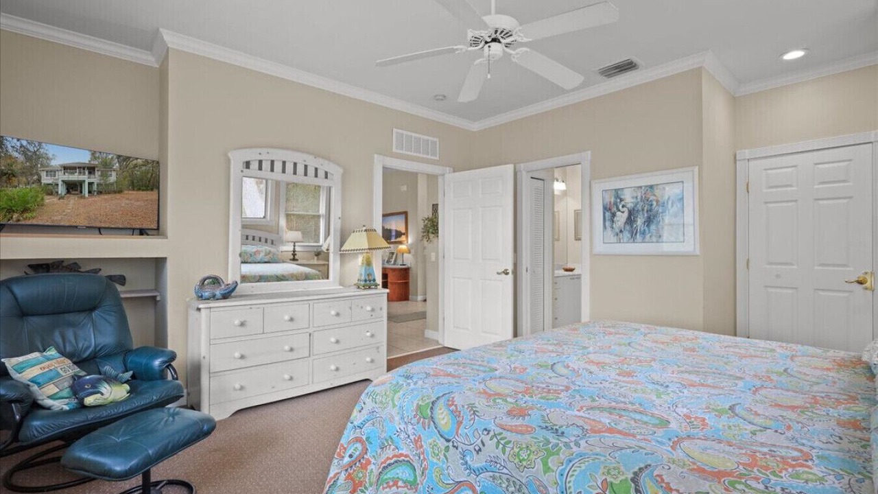 Photo of Bedroom in Bell