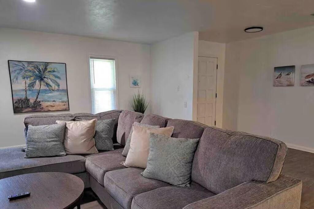Photo of Livingroom in Gainesville
