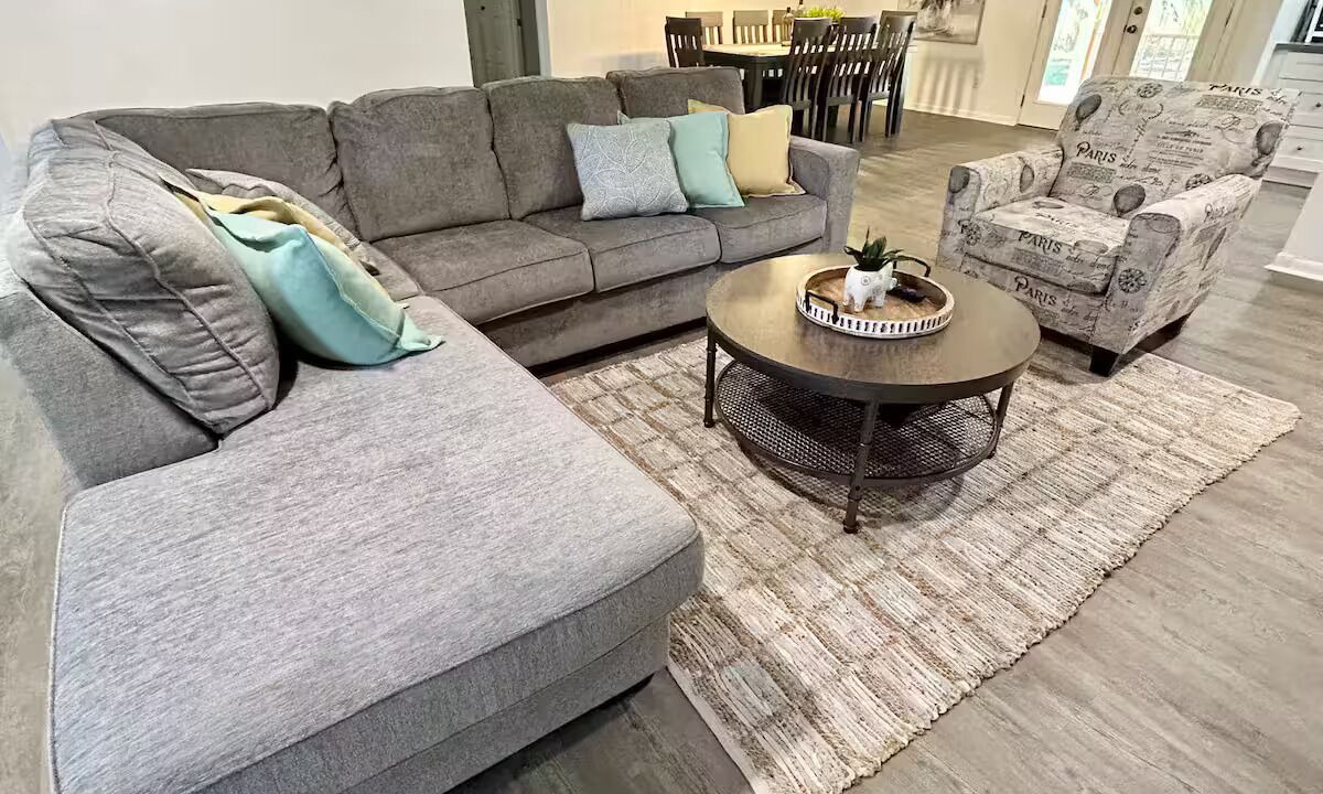 Photo of Livingroom in Gainesville