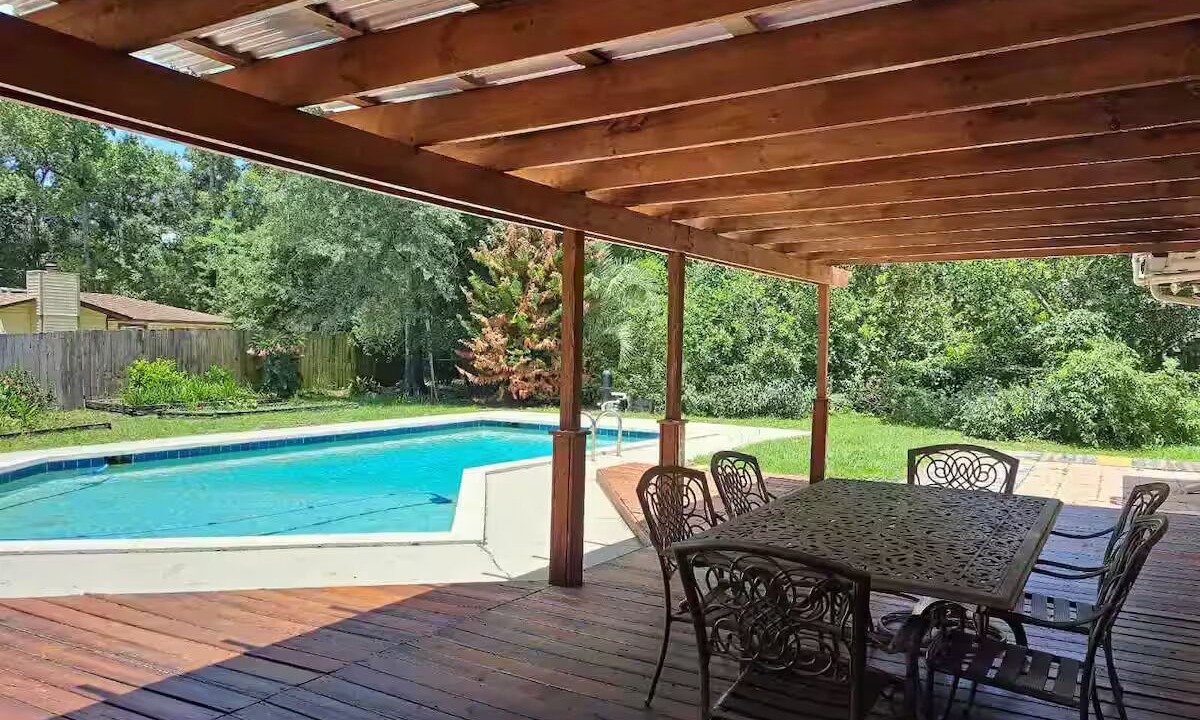 Photo of Outdoor in Gainesville
