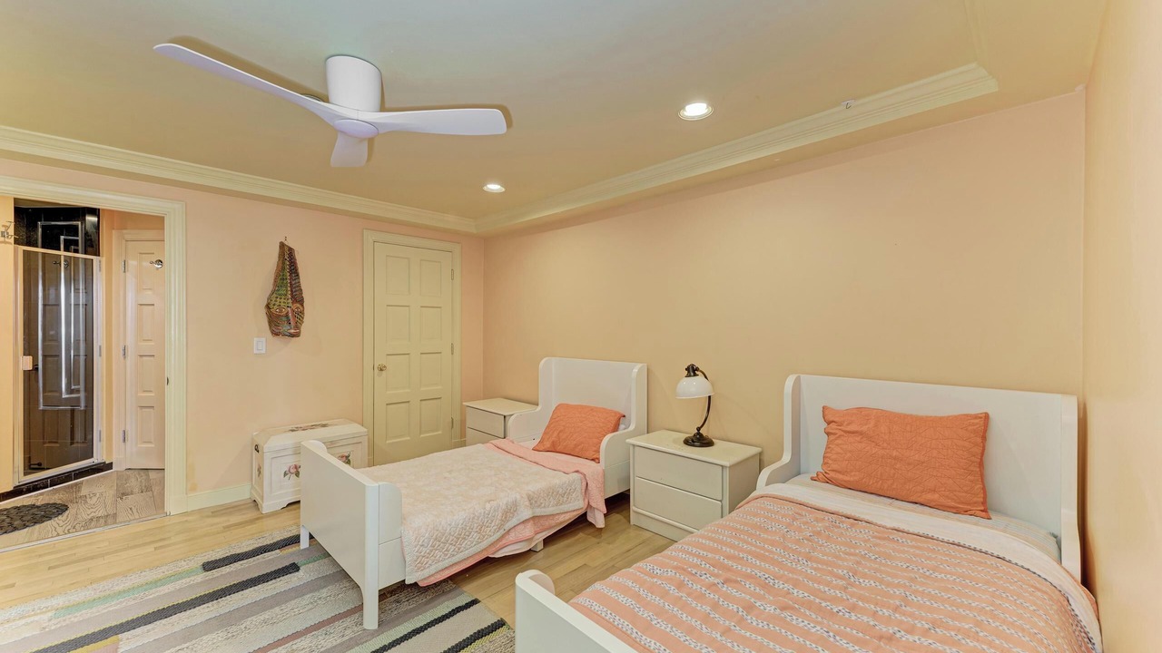 Photo of Bedroom in Longboat Key