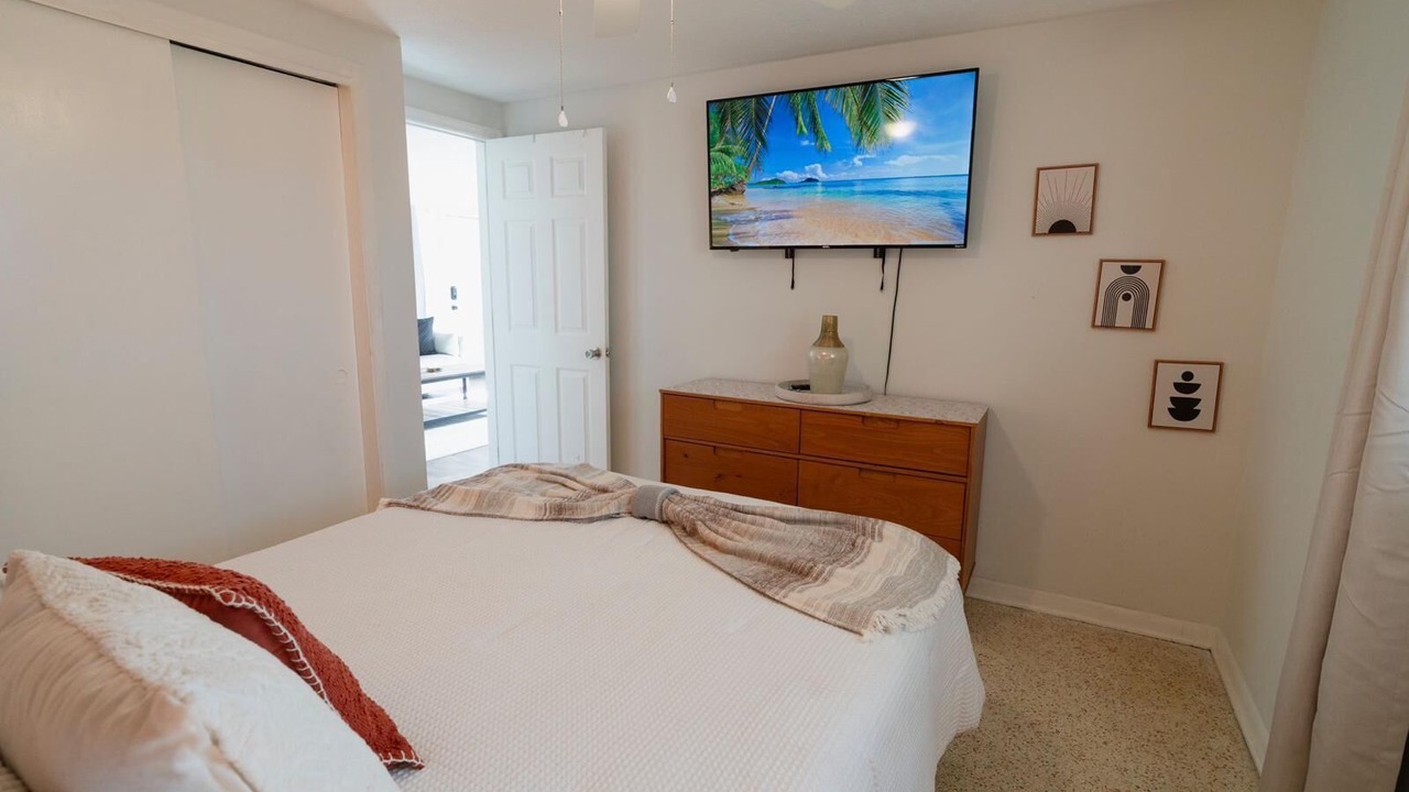 Photo of Bedroom in Westside