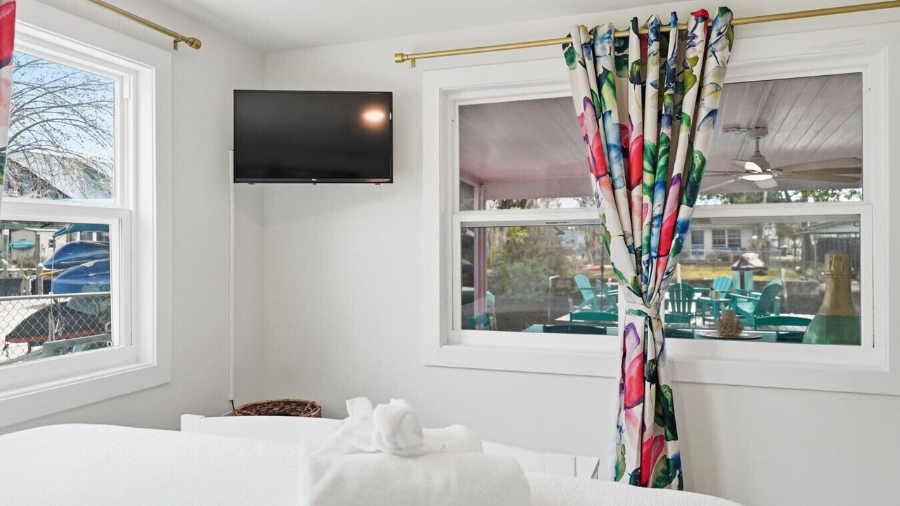 Photo of Bedroom in Weeki Wachee Gardens