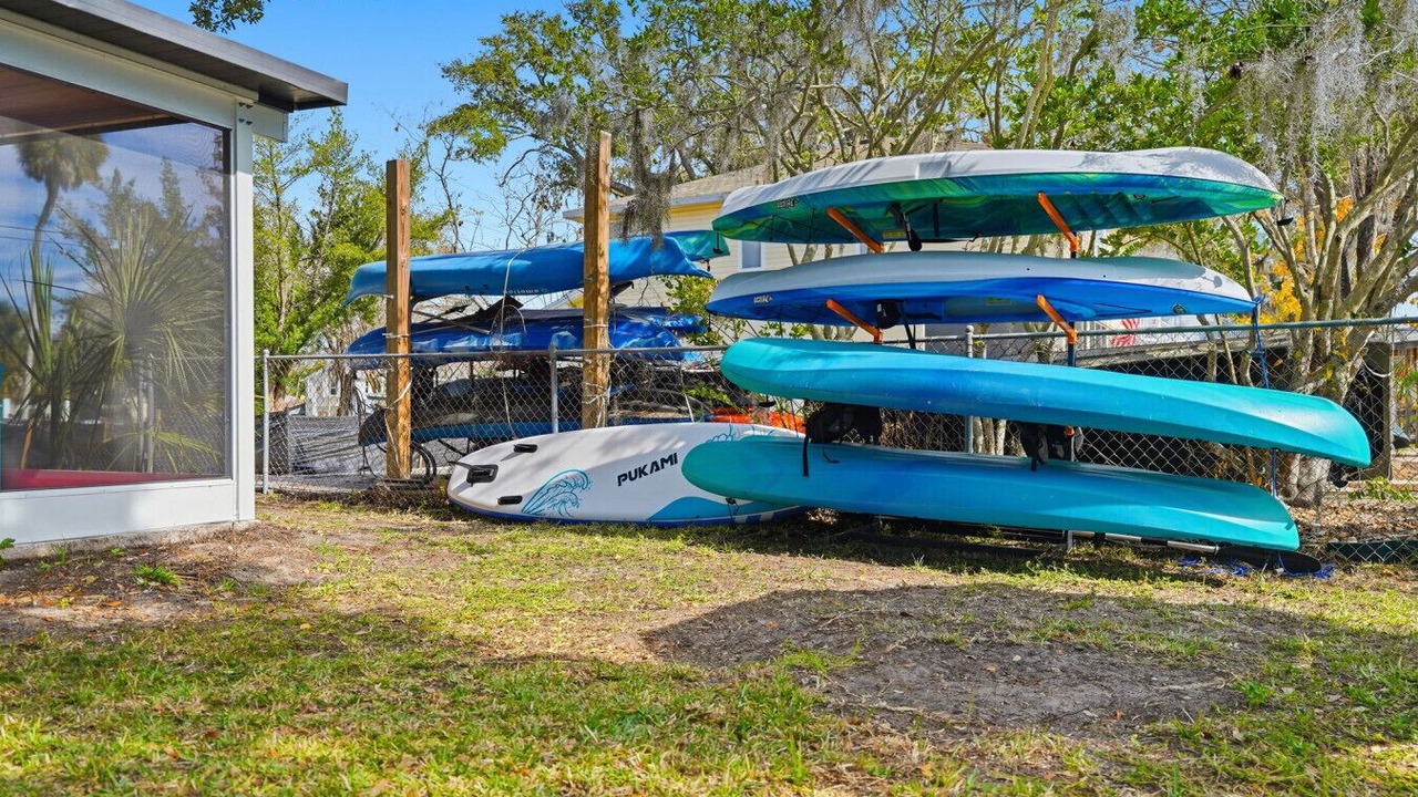 Photo of Outdoor in Weeki Wachee Gardens