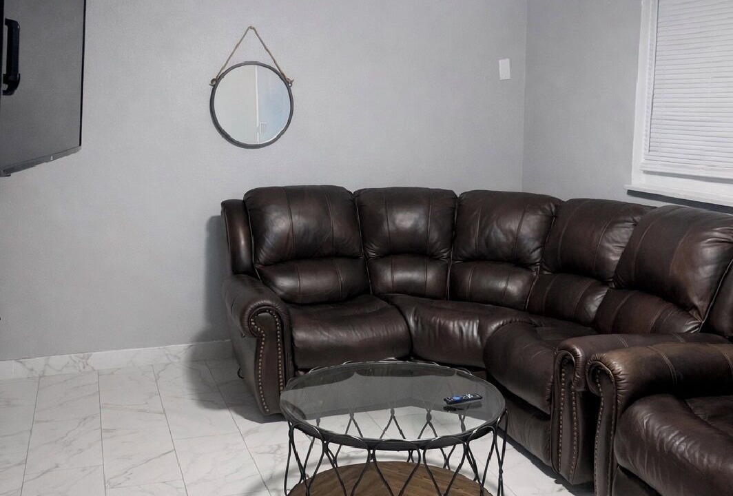 Photo of Livingroom in University