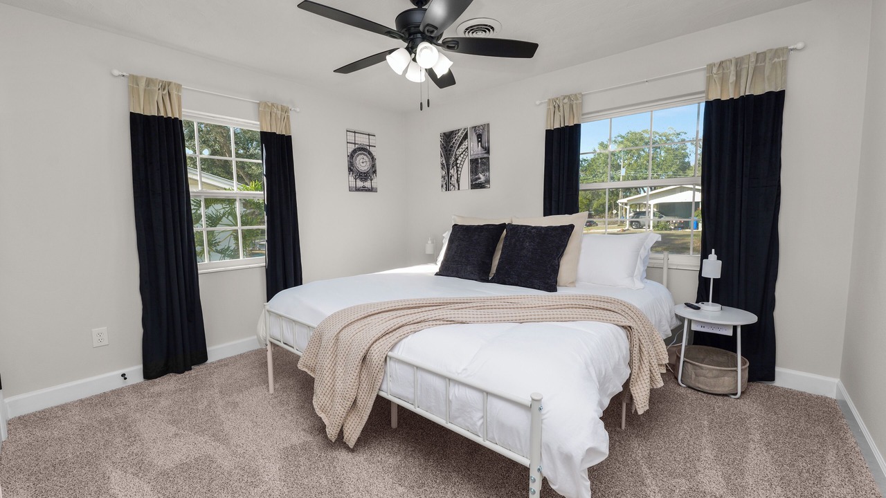 Photo of Bedroom in Lakeland