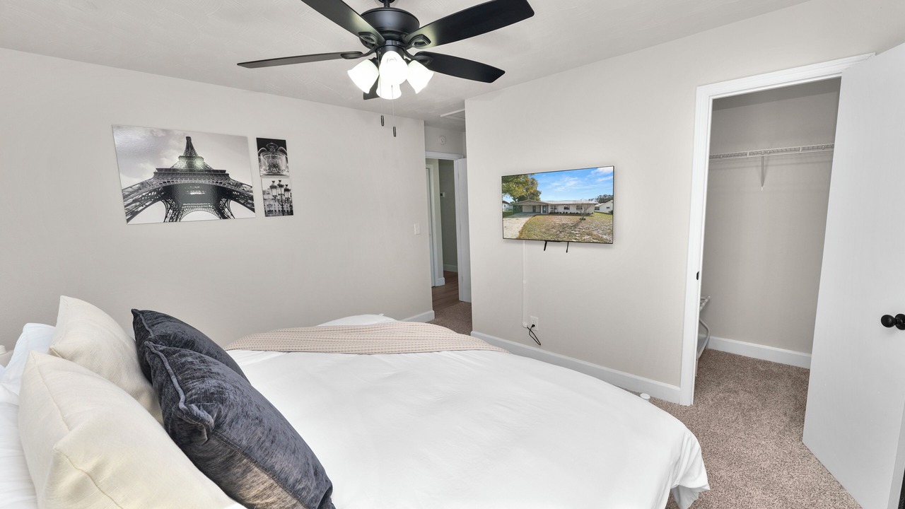 Photo of Bedroom in Lakeland