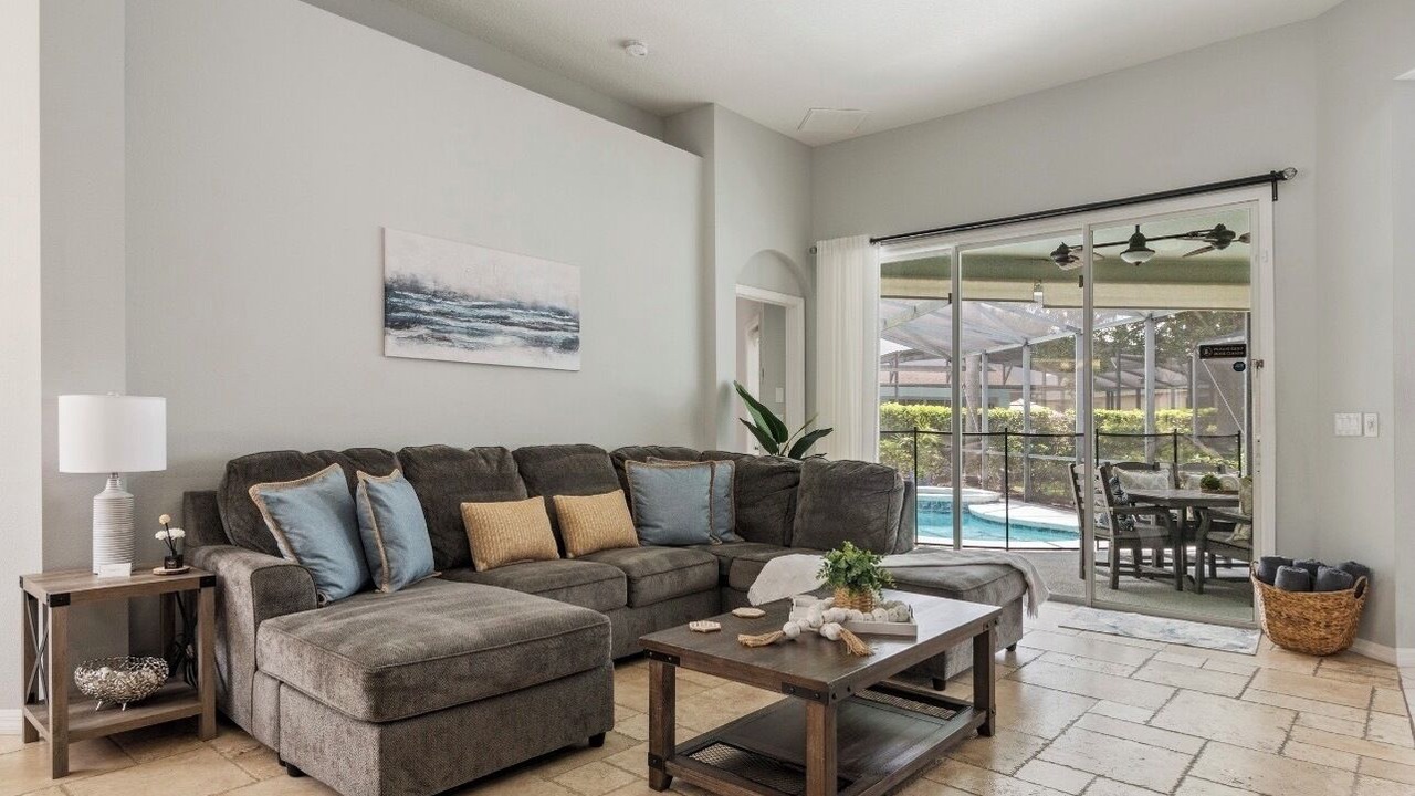 Photo of Livingroom in Haines City