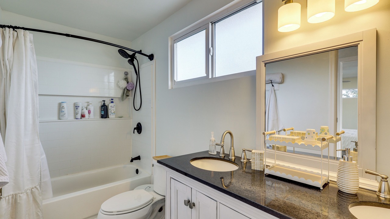 Photo of Bathroom in Ruskin