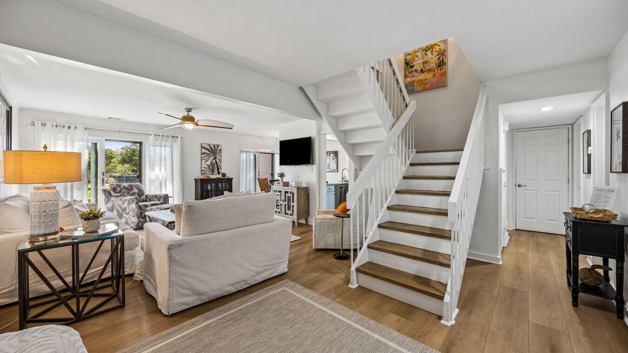 Photo of Livingroom in Fernandina Beach