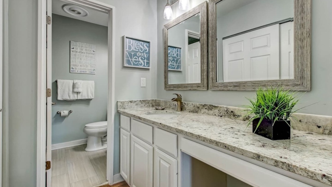 Photo of Bathroom in Fernandina Beach