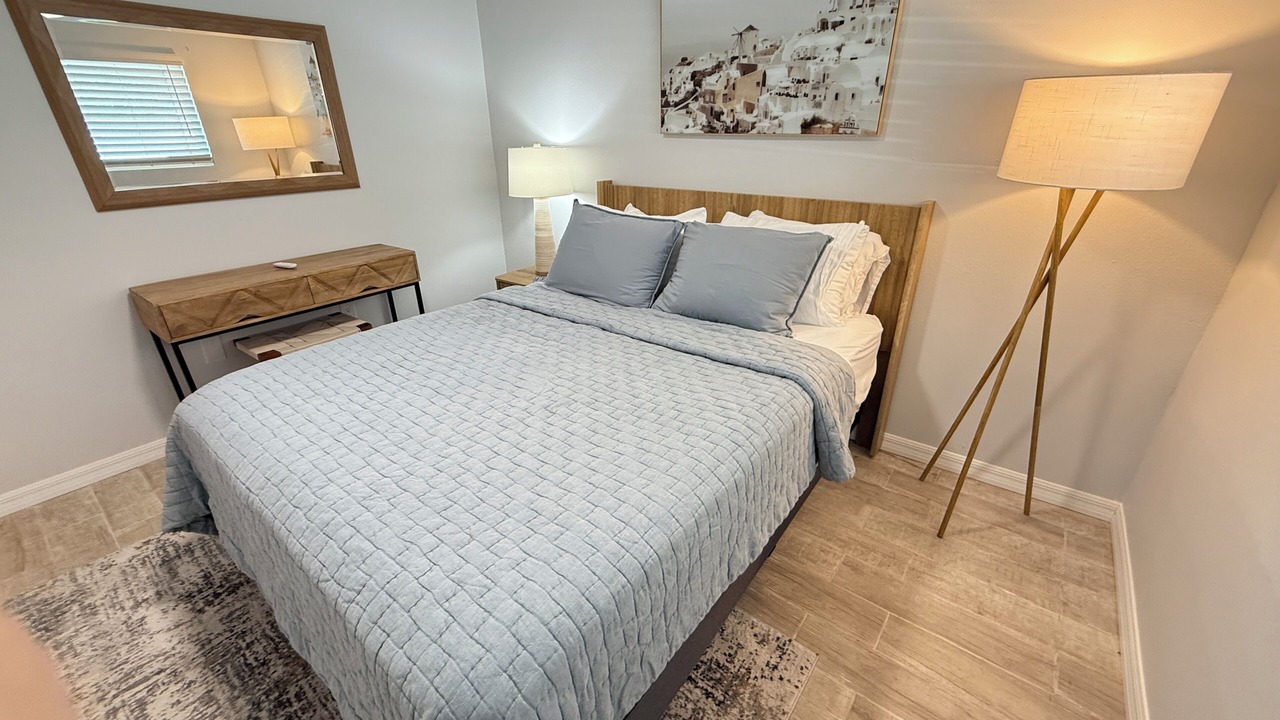Photo of Bedroom in Crescent Beach