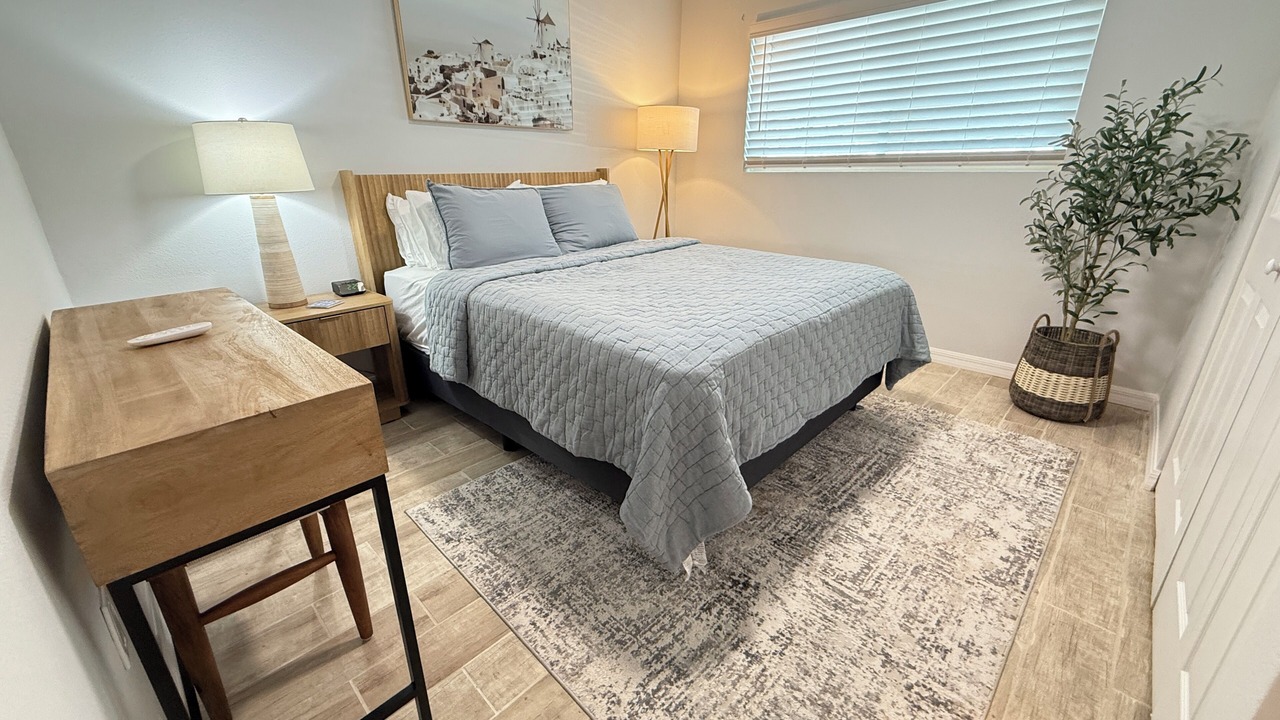 Photo of Bedroom in Crescent Beach