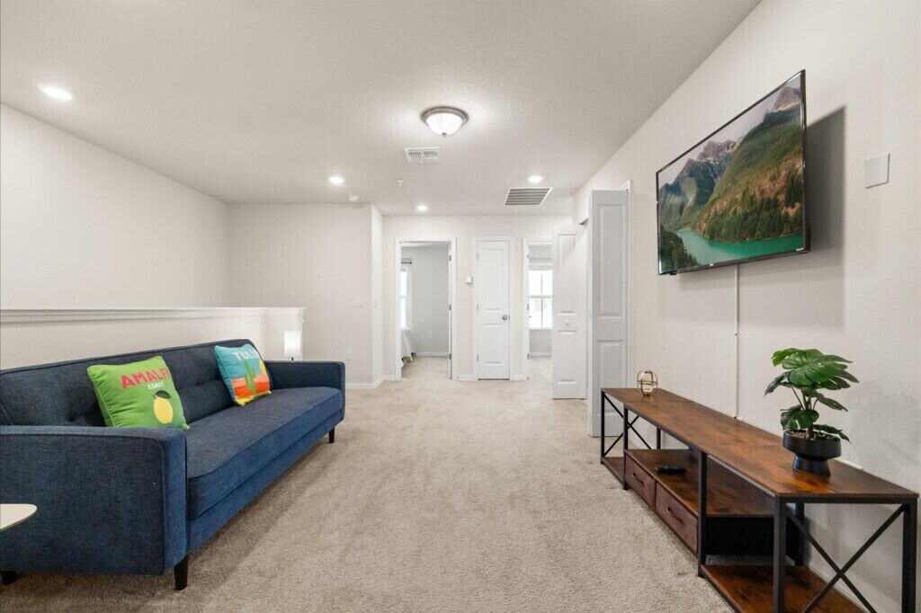 Photo of Livingroom in Four Corners