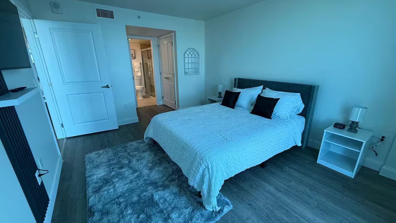 Photo of Bedroom in Fort Myers River District