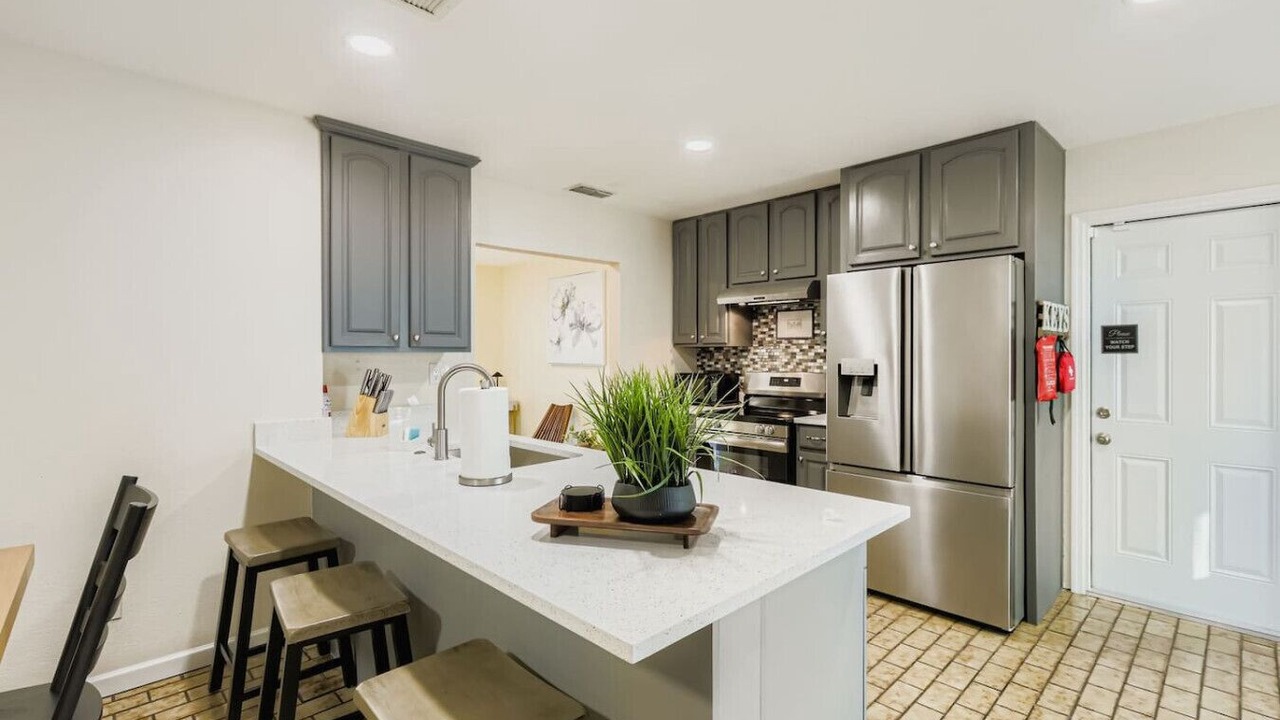 Photo of Kitchen in Town N County Park