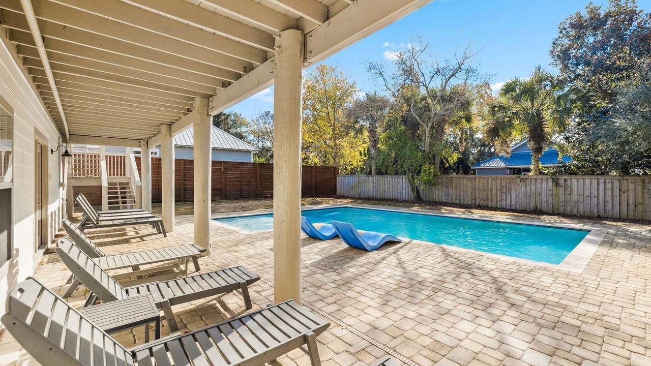 Photo of Outdoor in Gulfview Heights