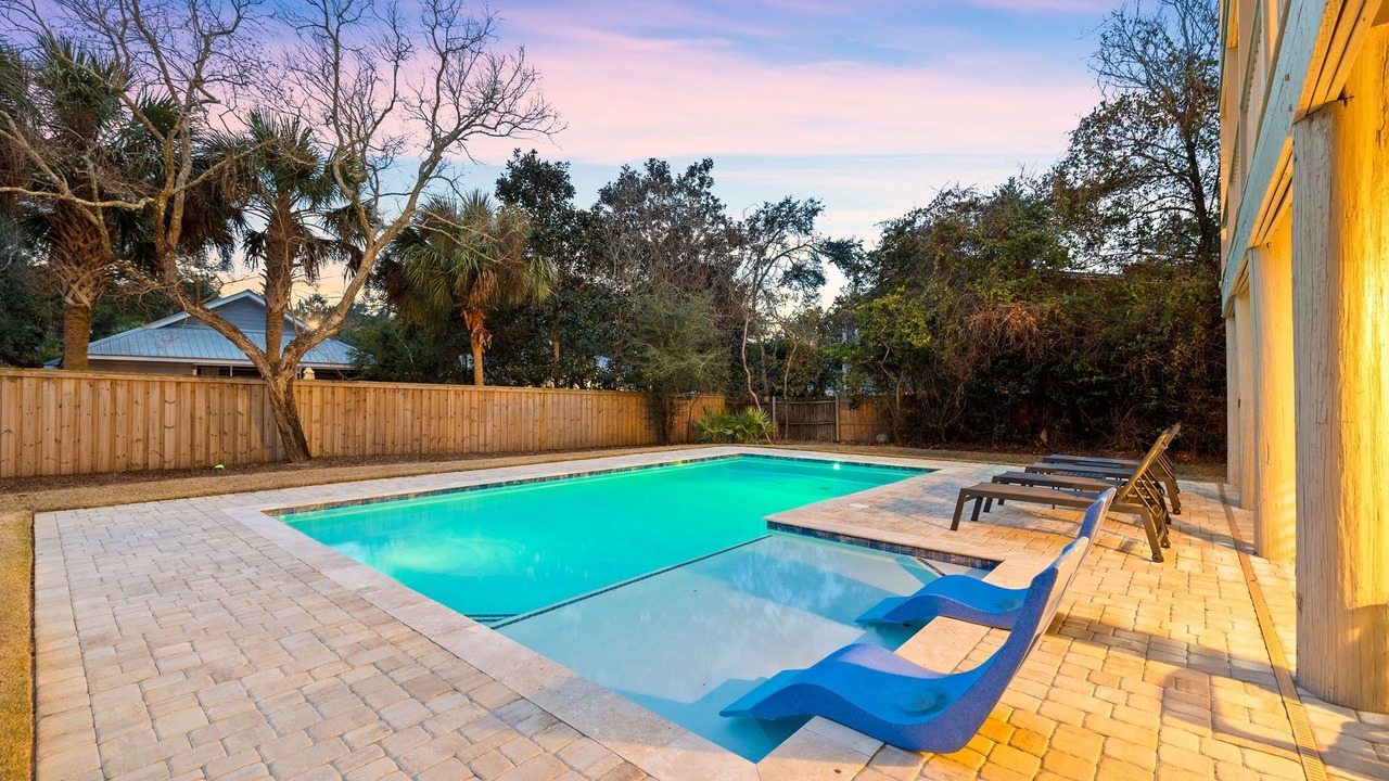 Photo of Outdoor in Gulfview Heights