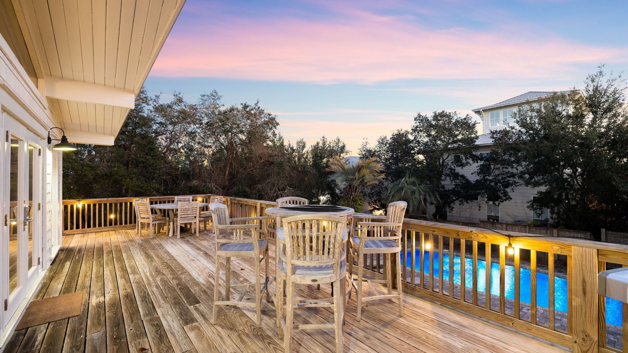 Photo of Outdoor in Gulfview Heights