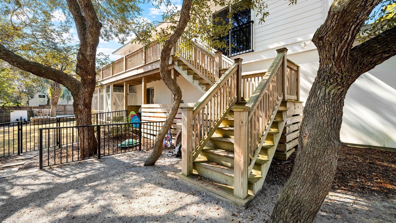 Photo of Outdoor in Gulfview Heights
